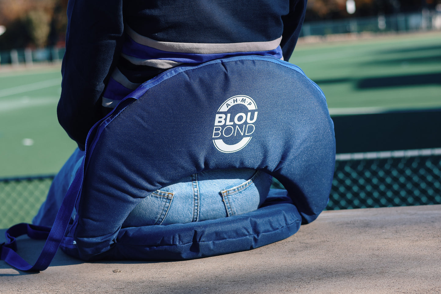 Blou Bond Pawiljoenstoel