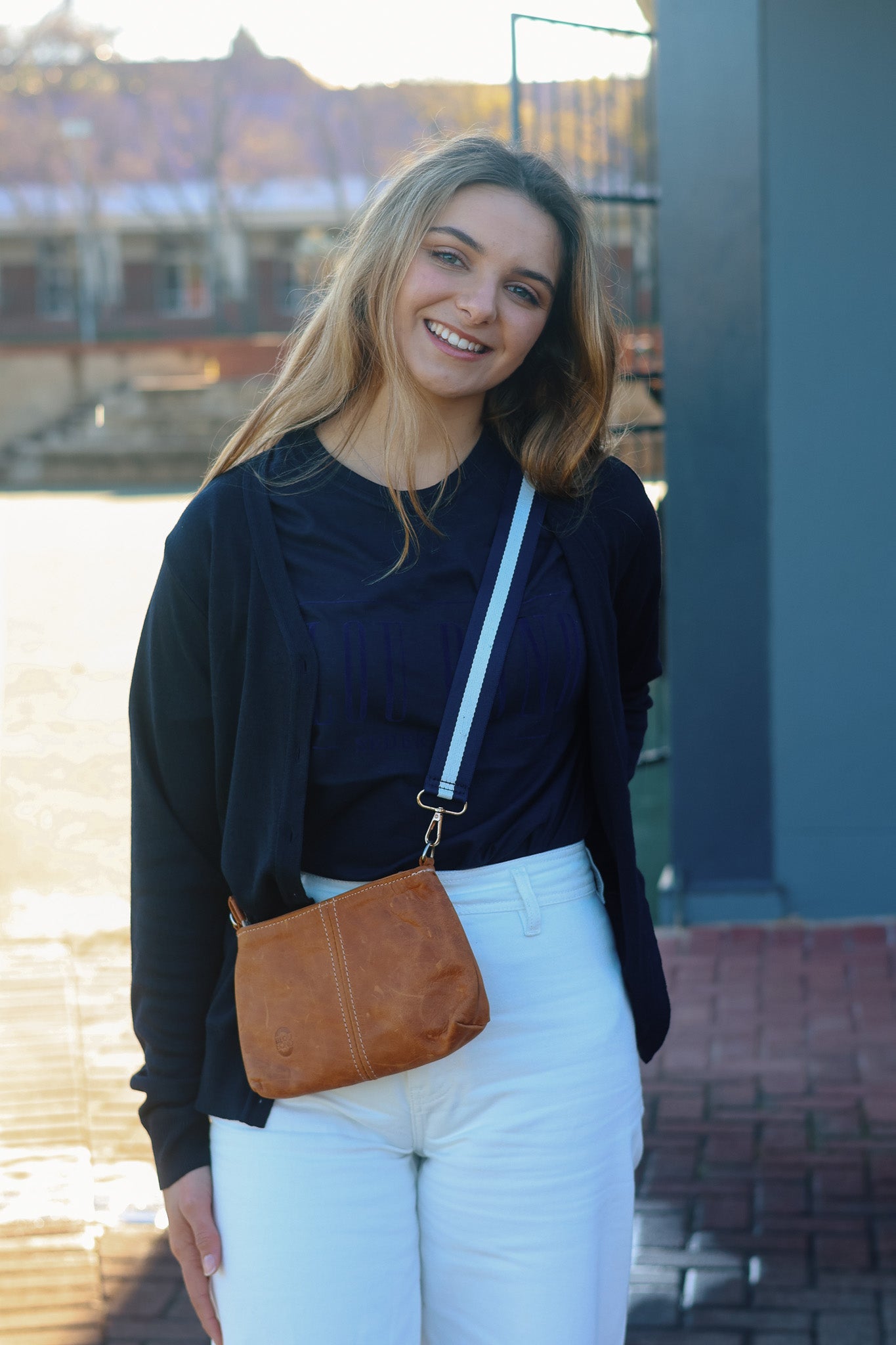 Blou Bond Leer Handsak